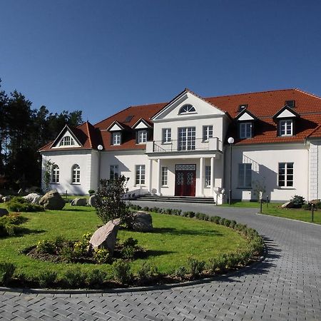 Sierakowice  Palac I Folwark Nemino מראה חיצוני תמונה