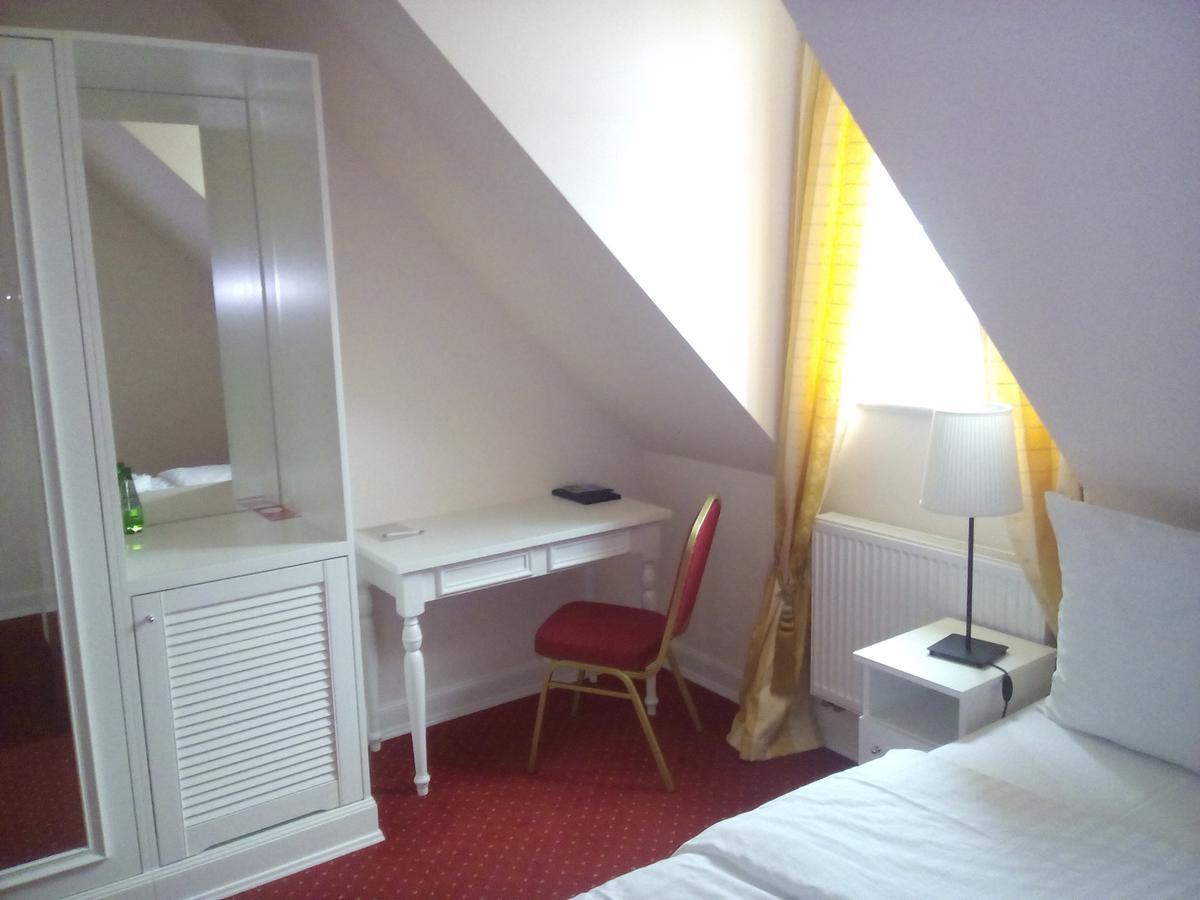 Sierakowice  Palac I Folwark Nemino מראה חיצוני תמונה